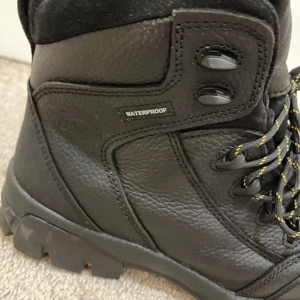 Avenger #A7245 Wide Width Mens 6” Composite Safety Toe Waterproof Work Boot